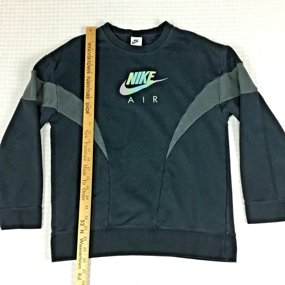 Nike Air Kids XL Black Grey Iridescent Logo Crewneck Sweatshirt‎ Pullover